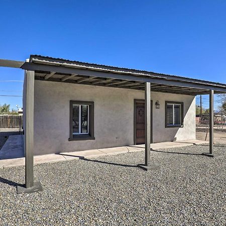 Bright Tucson Home With Patio - 2 Mi To U Of A! Exterior photo